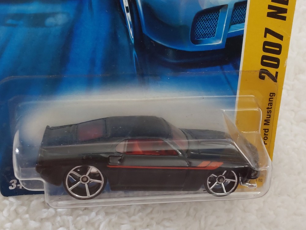 Hot Wheels 2007 New Models '69 Ford Mustang Black Race Cars Collectibles Toys