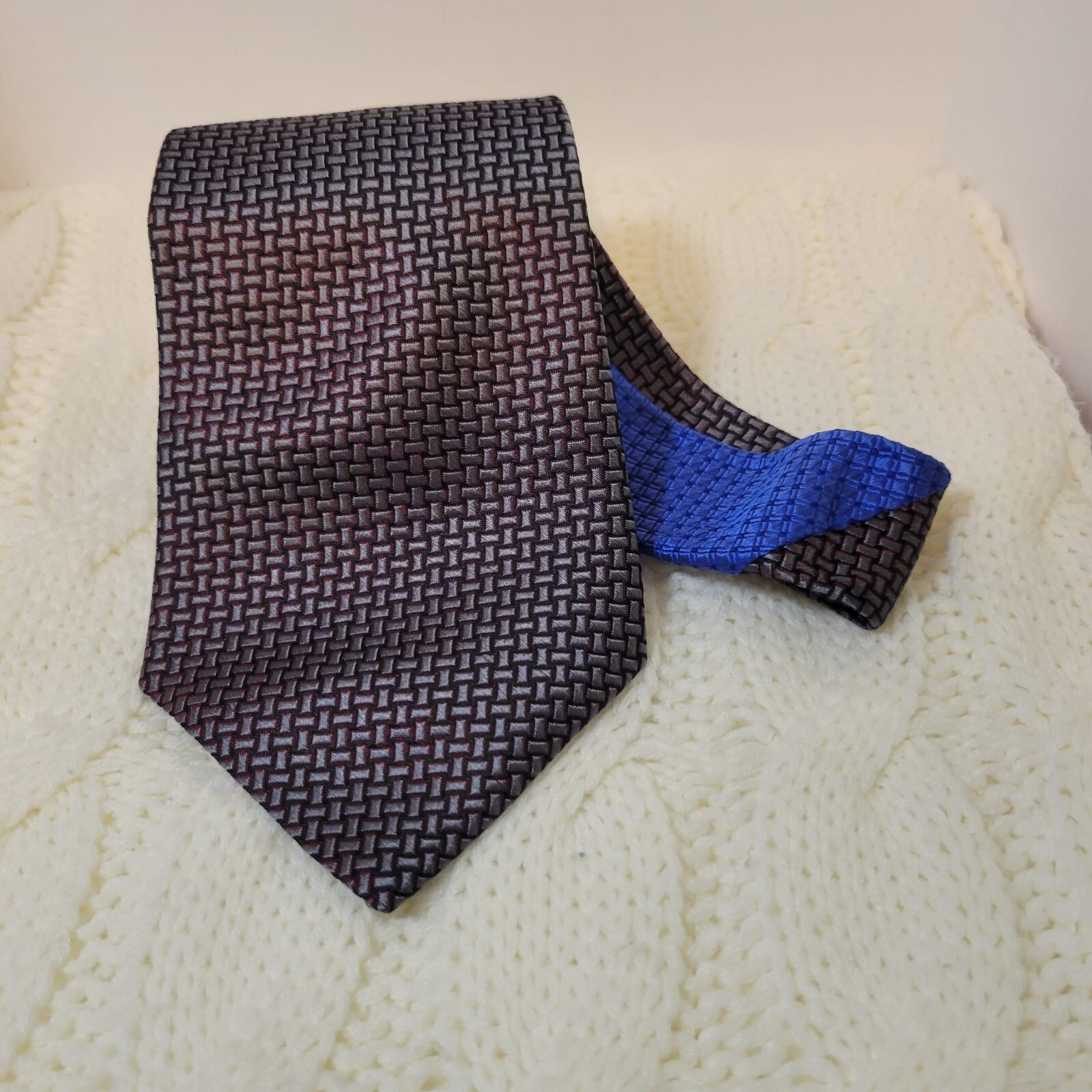 Lot of 10 Ties - Mix of Brands, Colors and Patterns - See pictures