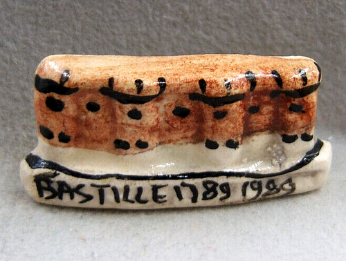 Opinel du Bicentenaire 1789-1989 (Neuf avec emballage d'origine) à Opinel du Bicentenaire 1789-1989 (Neuf avec emballage d'origine) à
