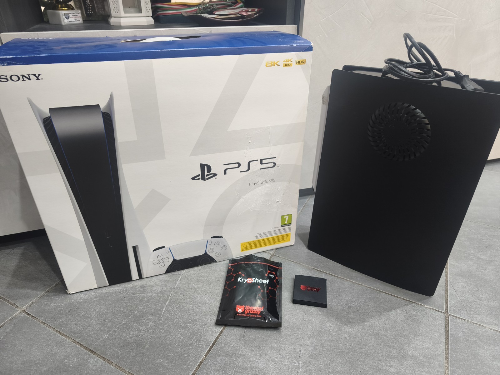 Sony PlayStation 5 PS5 Blu-Ray Edition console 4K bianco/nero,Molti Accessori