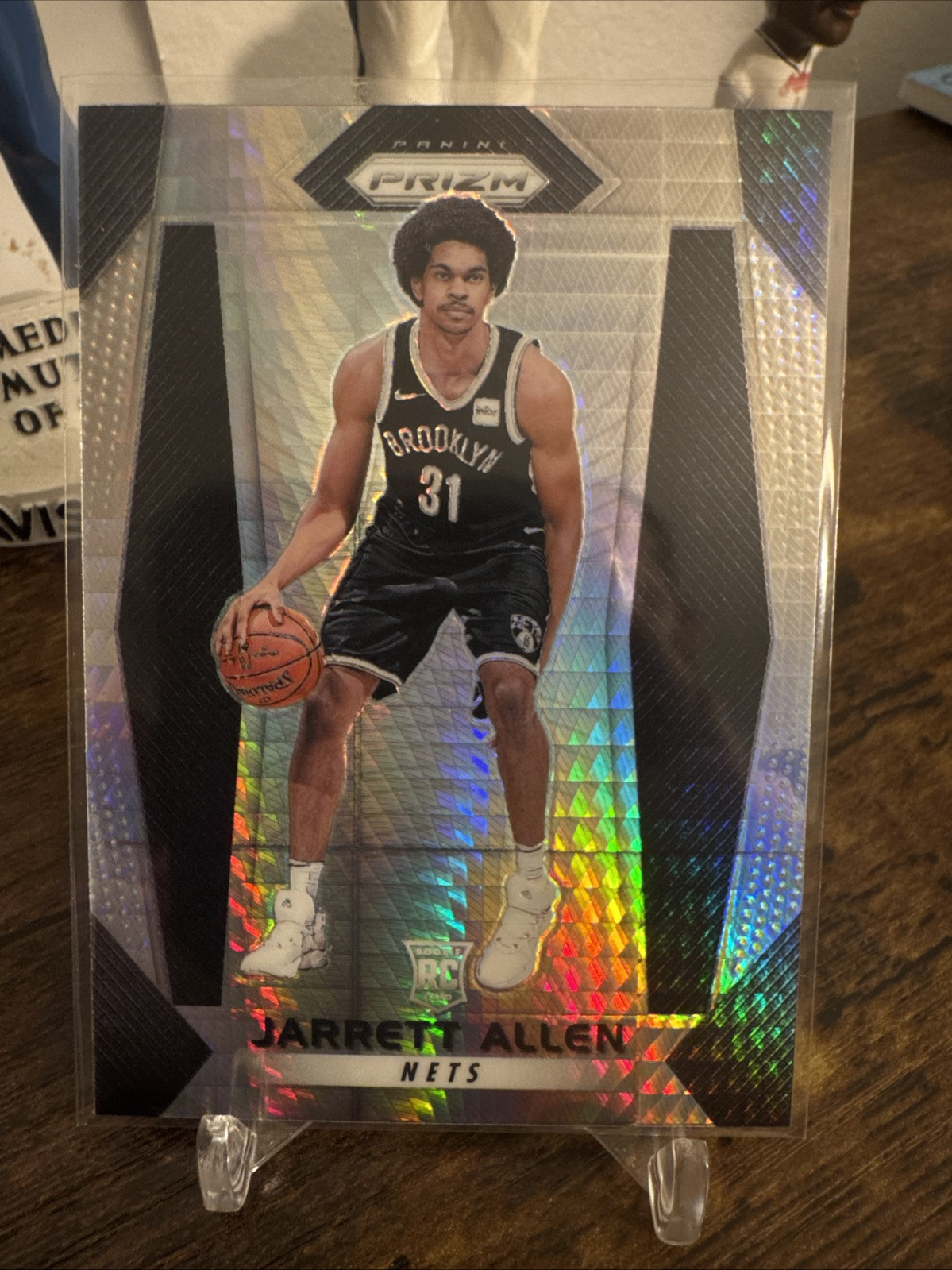 2017-18 Panini Prizm #154 Jarrett Allen Hyper Prizm Rookie Cavaliers