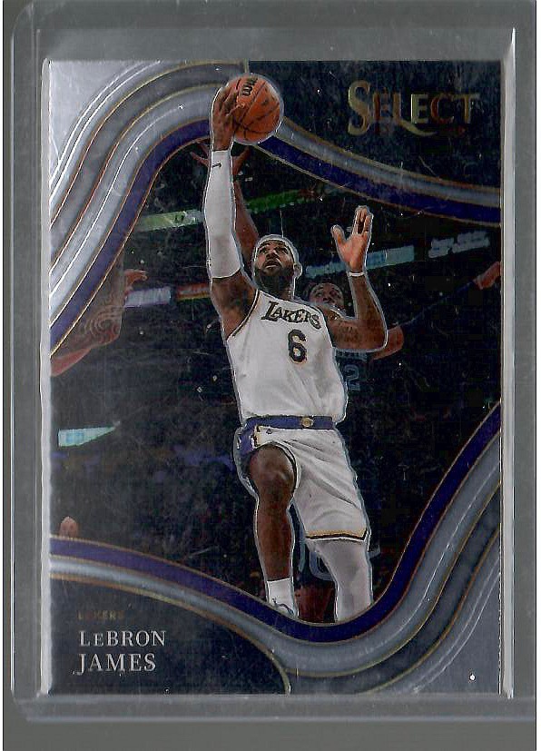 LEBRON JAMES 2021-22 SELECT BASKETBALL COURTSIDE LAKERS 