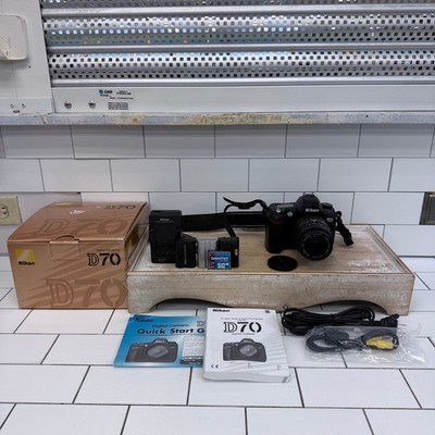 Nikon D70 Digital SLR Camera Kit w Box Lens Accessories 2004 Tested Works * read