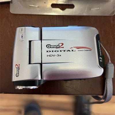 Omni 2 HDV-3x HD Camcorder 12MP 3x Zoom 2.4in Flip-Out LCD Silver