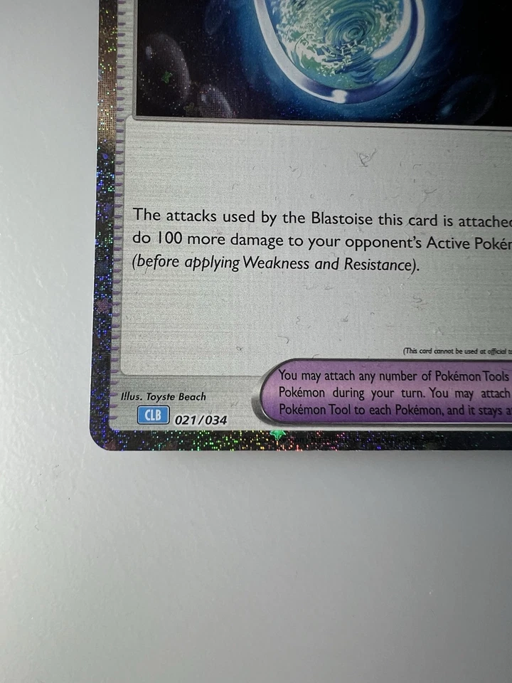 Drops in the Ocean CLB 021/034 Holo Classic Collection Trading Card Pokemon TCG - Image 4 of 4