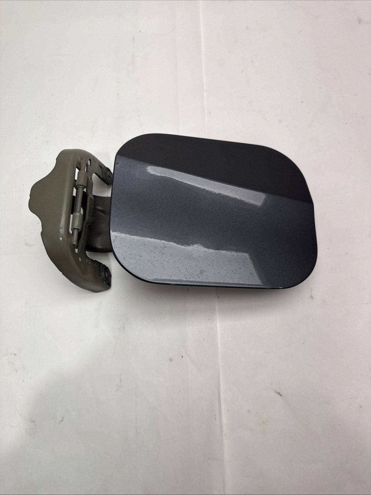 2018 - 2025 HONDA ODYSSEY REAR FUEL FILLER DOOR LID FLAP COVER OEM