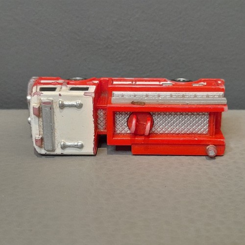 Micro Machines FIRE ENGINE & HIGHWAY PATROL Miniature Toy Cars - Picture 11 of 24