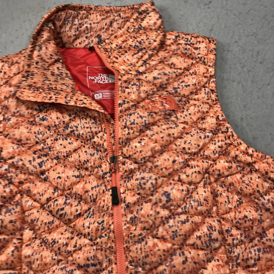 Chaleco North Face Mujer Pequeño Naranja Thermoball Puffer Cremallera Ligero Floral Foto 2 de 4