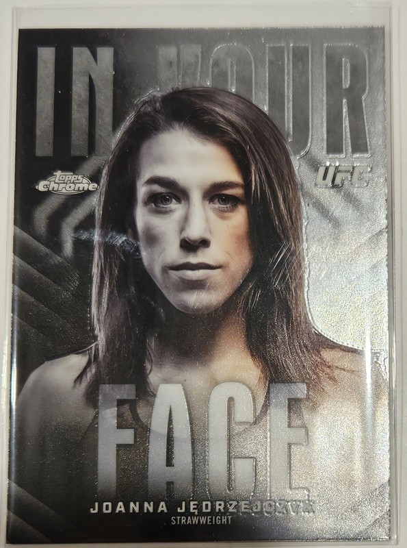 Joanna Jędrzejczyk 2026 Topps Chrome UFC In Your Face #IYF-15 UFC