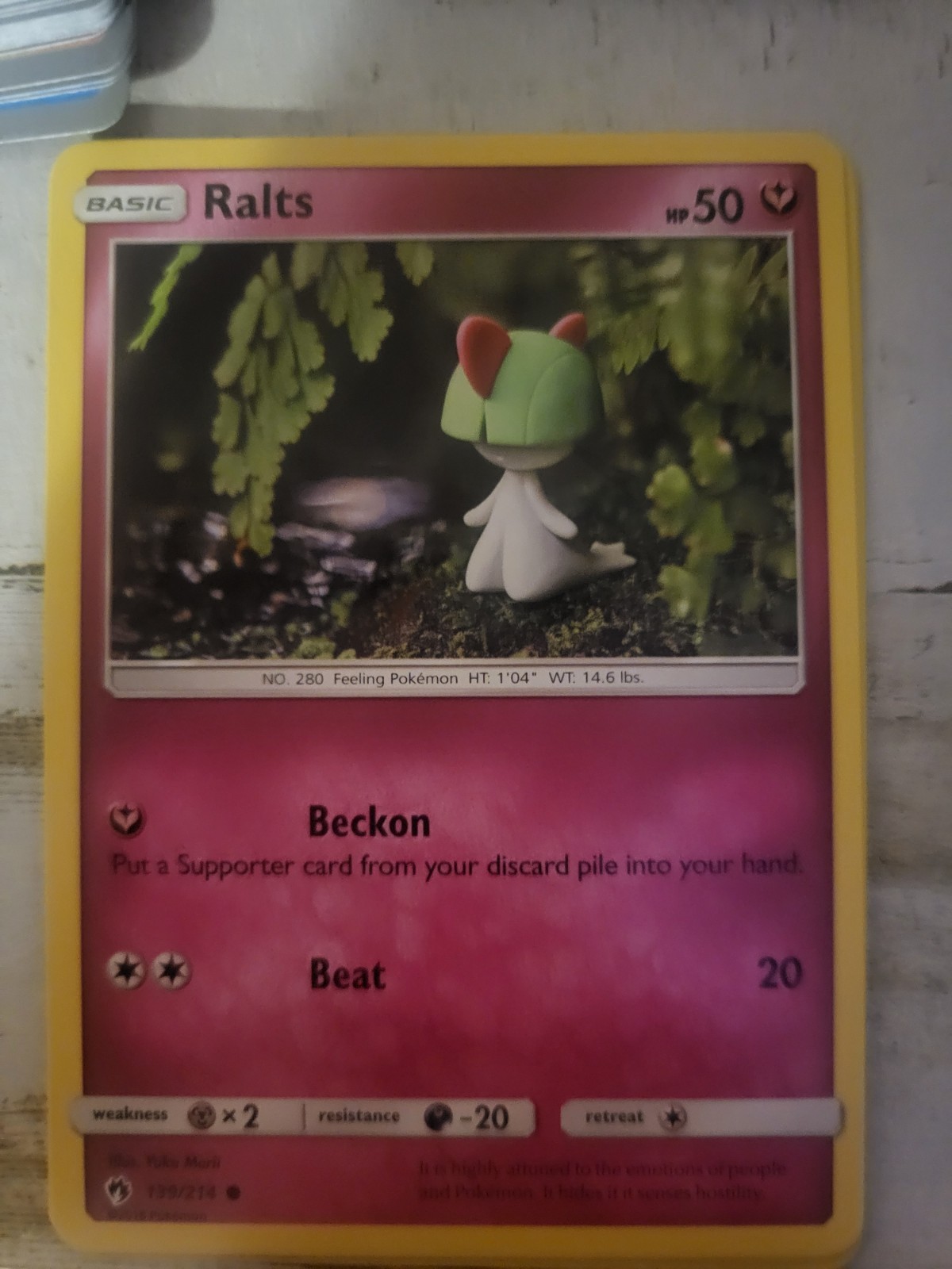 Ralts Common- Pokemon Sun & Moon - Lost Thunder 139/214 NM