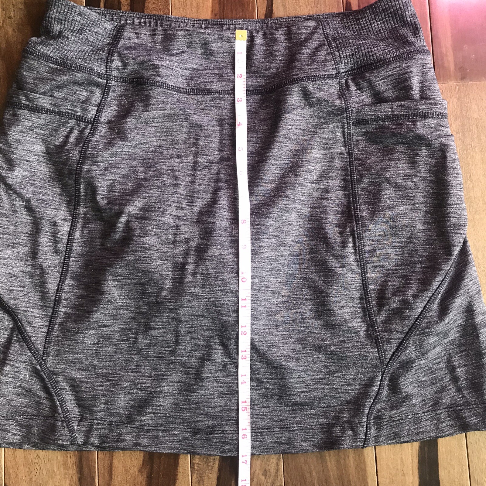 Athleta Heather Black Excursion Skort M EUC - image 4