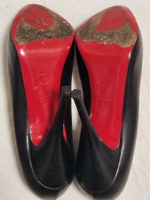 Christian Louboutin Black Leather Round Toe Stilleto Pumps Women's