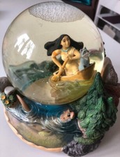 Pocahontas Disney Schneekugel Glitzer Spieluh...