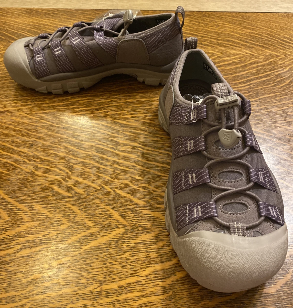 Keen Riverport Mesh Women s 7 Wide Water Shoes Sneakers Shark Gray Ridge Comfort