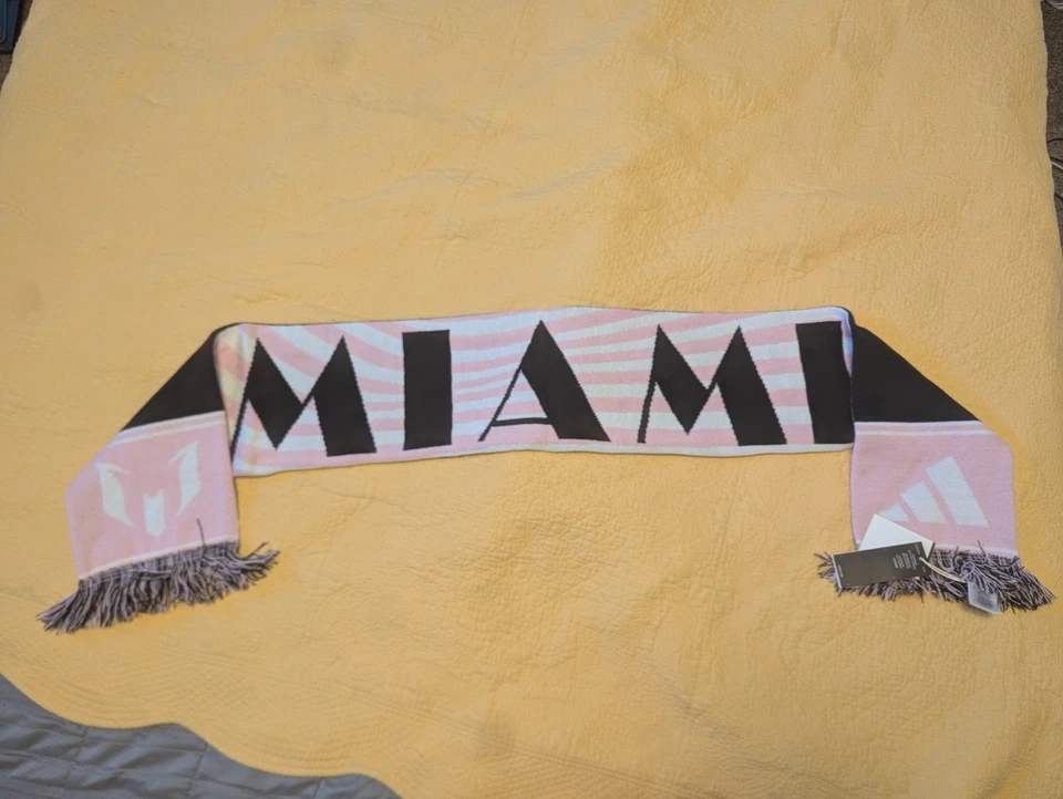 Adidas Inter Miami CF Lionel Messi Bufanda JJ4393 Negro Rosa #10 Cuello Envoltura Foto 2 de 3