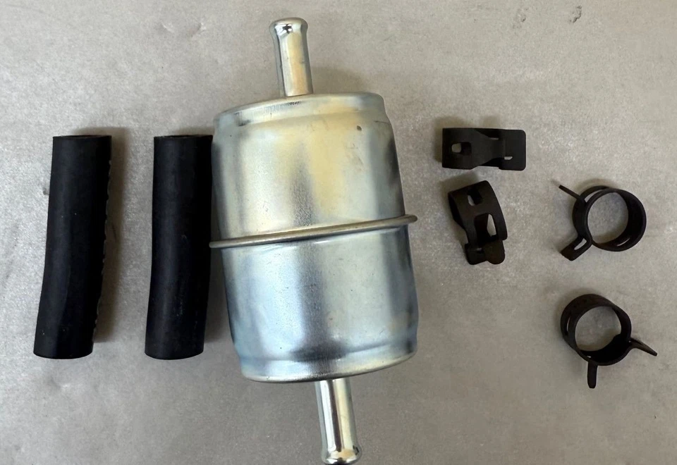 Carquest Premium 5/16" Inlet-Outlet Metal In-Line Fuel Filter 86032 - Image 4 of 4