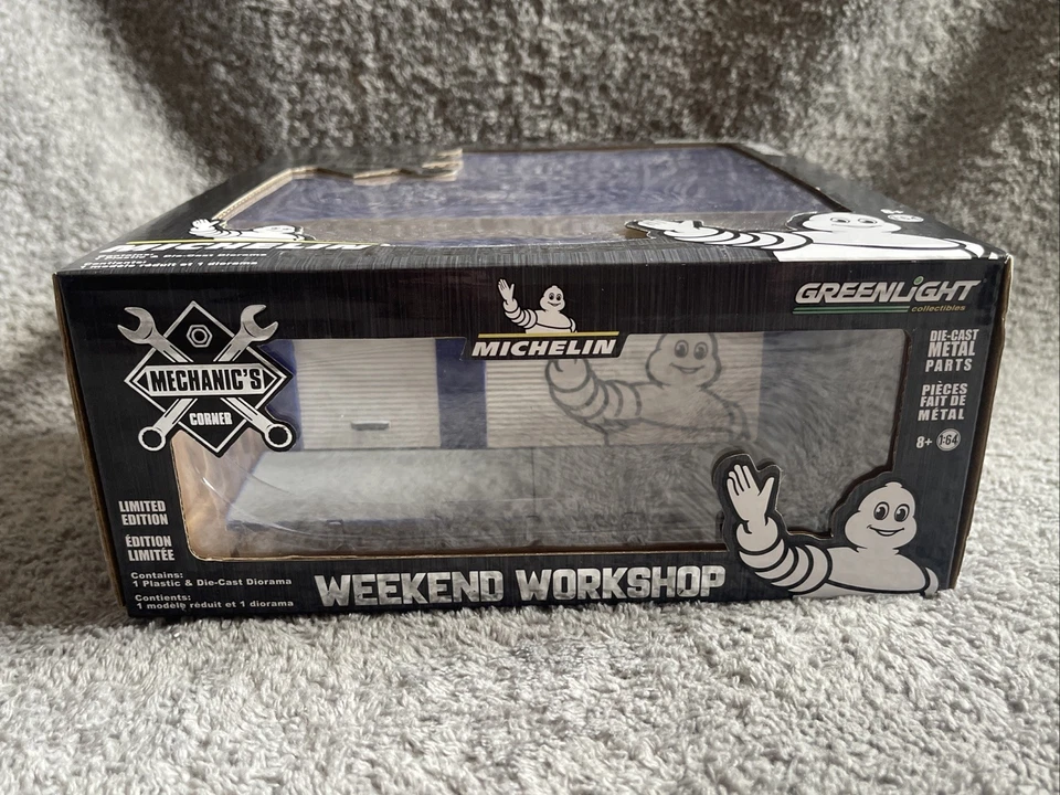 Rare Greenlight Collectibles 2018 Michelin Weekend Workshop Mechanic's Corner - Image 2 of 4