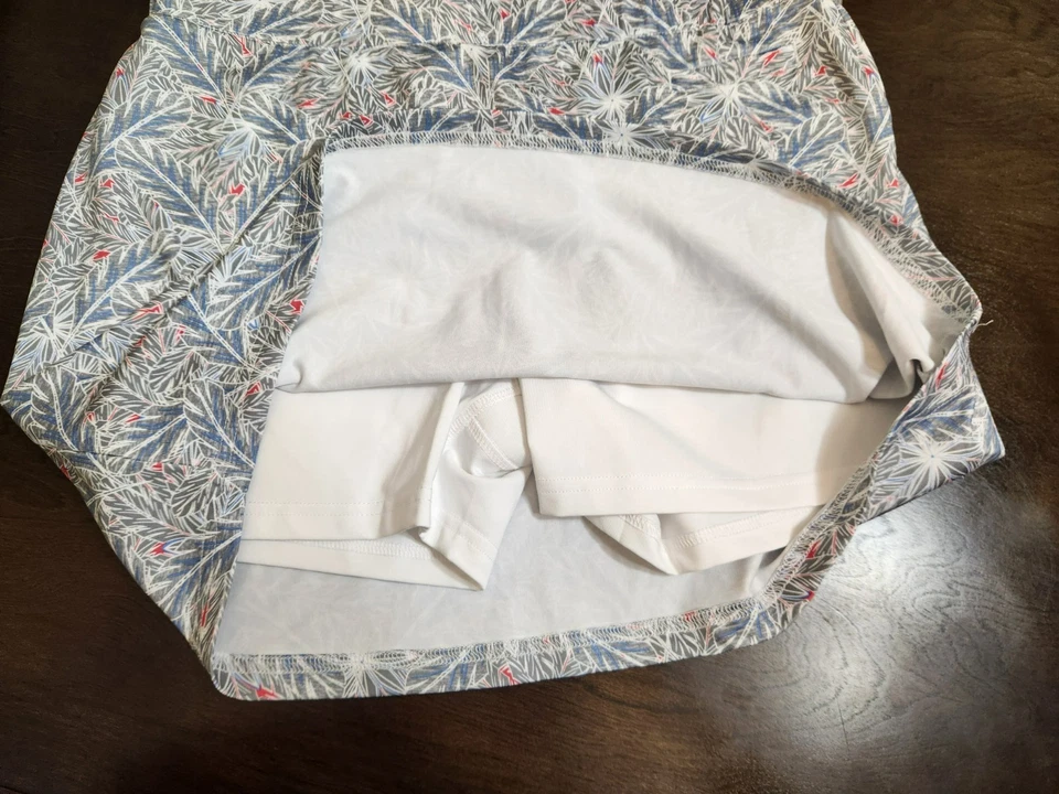 Pantalón Corto de Rendimiento Pebble Beach Dry Luxe Para Mujer Multicolor Estampado Tropical Talla L Foto 4 de 4