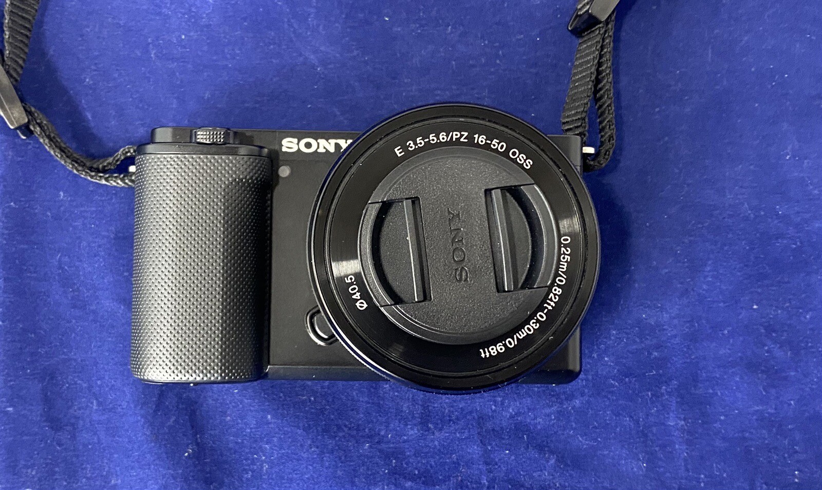 Sony Alpha ZVE10 24.2MP Black (1650mm Zoom Lens & NEW 256 SD CARD