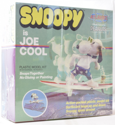 #ad Atlantis Snoopy Is Joe Cool Surfing Motorized Snap Plastic Model Kit M7502 $14.99