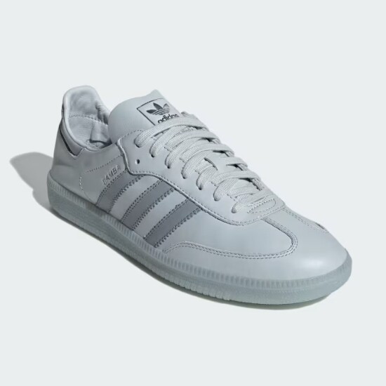 【Adidas コリア】 SAMBA Decon Adidas Samba Decon Sneakers Original Shoe Pantone/Silver