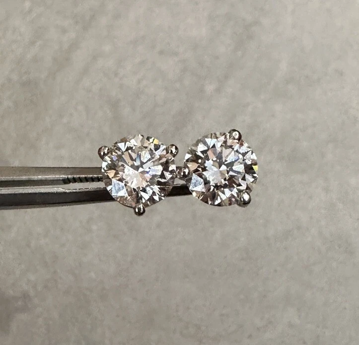 Натуральные круглые алмазные шпильки GIA 3,00 карата J-VS1/J-VS2 из платины - HM2543NV