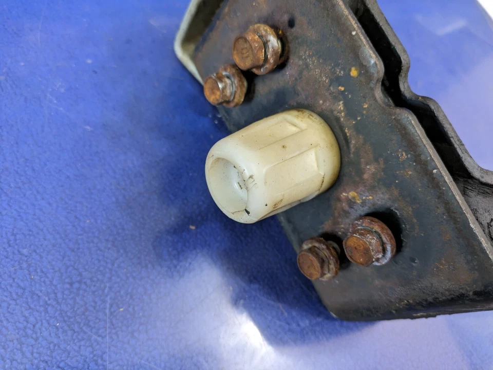 Motor traseiro/montagem de transmissão Lexus GX470 2003-2009 fabricante de equipamento original - Imagem 4 de 4