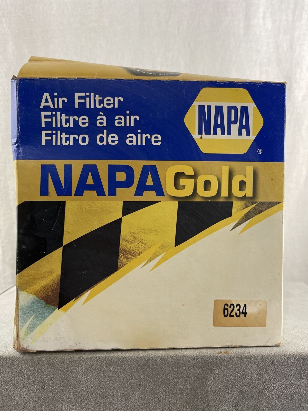 New NAPA Gold 6234 Air Filter