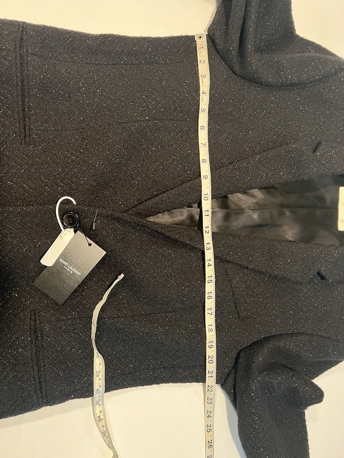 Cappotto scintillante da uomo Saint Laurent. 52 42. 3650