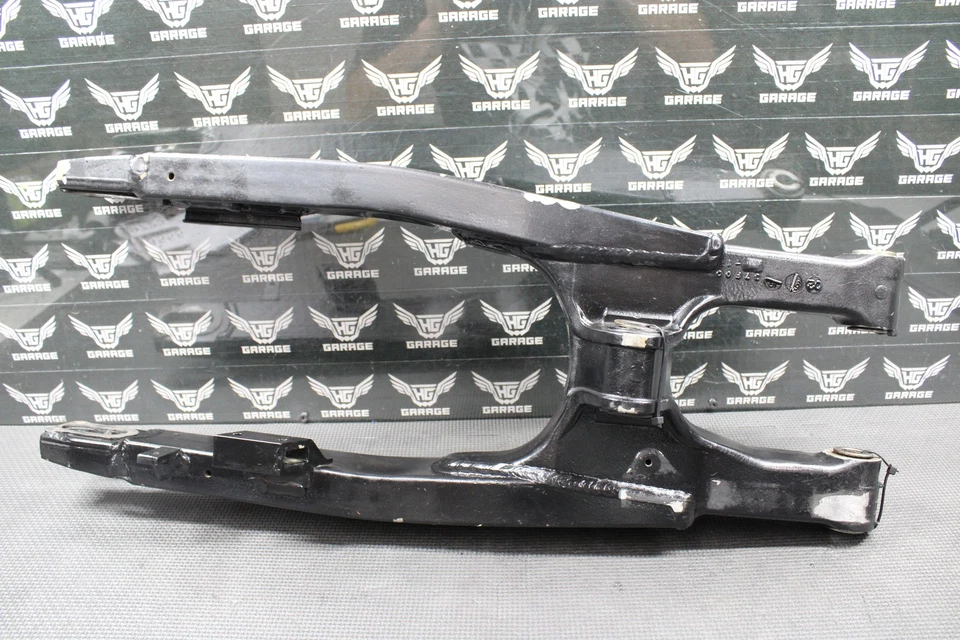 Suzuki RM125 RM250 K3 2003 OEM basculante brazo oscilante suspensión trasera 61000-37F10 Foto 4 de 4