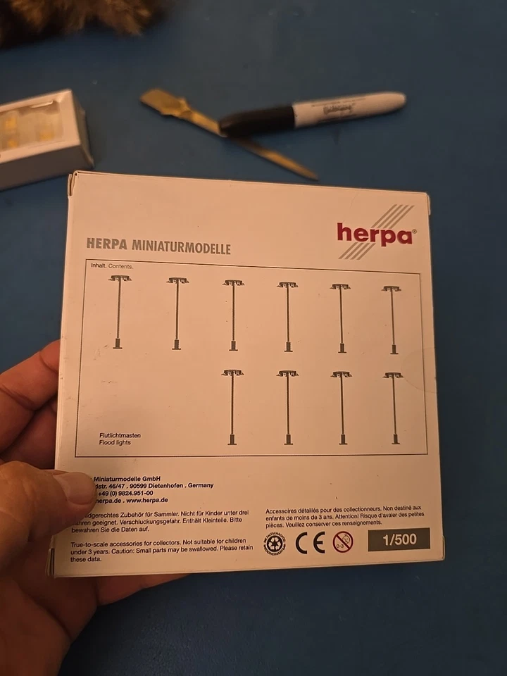 HERPA - 1/500 - Accessori - Scenix Series  - Floodlights 10 Parts - art. 520171 - Immagine 2 di 4