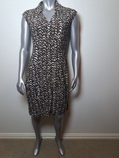 Chaps Midi Dress Size M Brown chevron Stretch Knit Sleeveless V-Neck