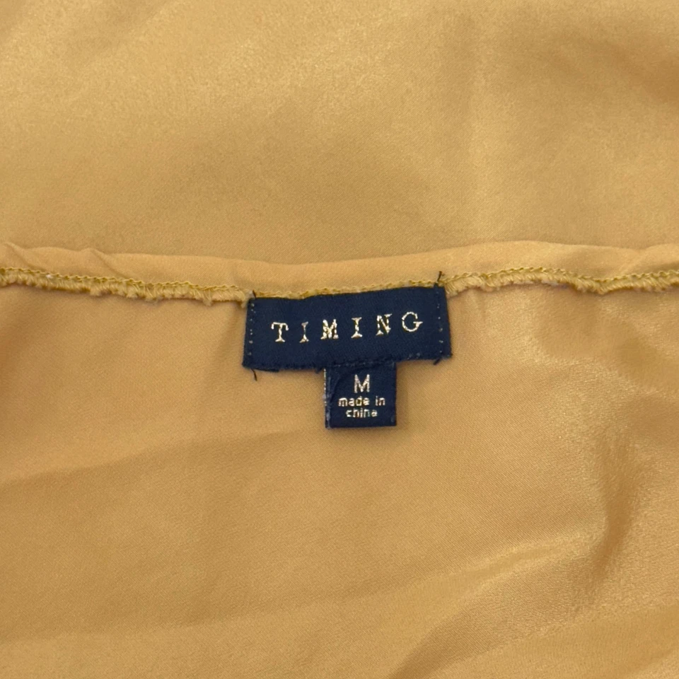 Top cami vintage Timing Y2K amarillo mostrado con volantes delanteros para mujer talla mediana Foto 3 de 4