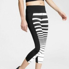 NWT - ATHLETA Women's 'SONAR' Black&White STRIPE CAPRI LEGGINGS - XS