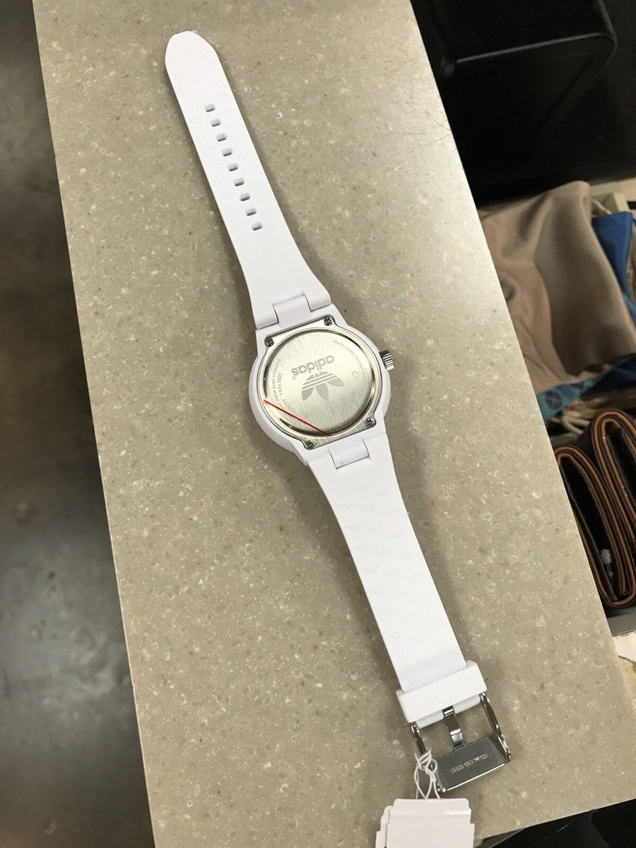 【限定モデル】adidas 腕時計 ユニセックス ADH9084 ホワイト 新品 タイムセール 未使用 限定モデル 箱付き ADH9084 adidas 腕時計 - メルカリ