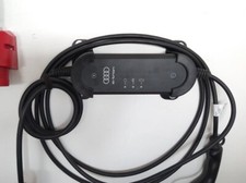 Audi A3 E-tron Ladegerät 3,6-11kW Wandhalterung Skoda iV, VW Porsche Etron GT