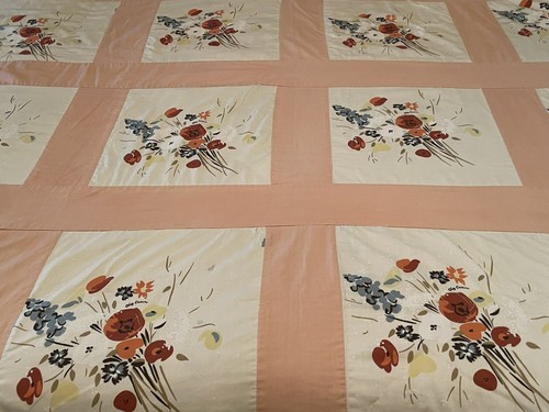LARGE VINTAGE HANDMADE REVERSIBLE PATCHWORK QUILT 108”X82” PEACH ABSTRACT - Picture 4 of 14