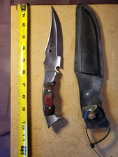 VINTAGE KNIFE MADE IN PAKISTAN W/ COSTOME MULTILAYERED WOODEN HANDLE & SHEATH