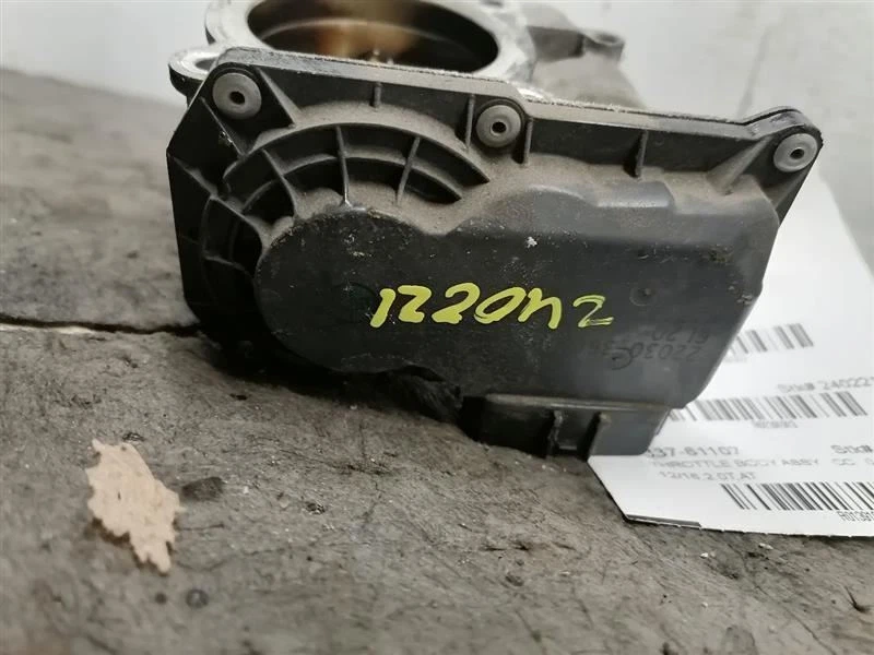 Conjunto de válvula de acelerador de cuerpo de acelerador para 15-17 LEXUS NX200T 1391913 Foto 4 de 4
