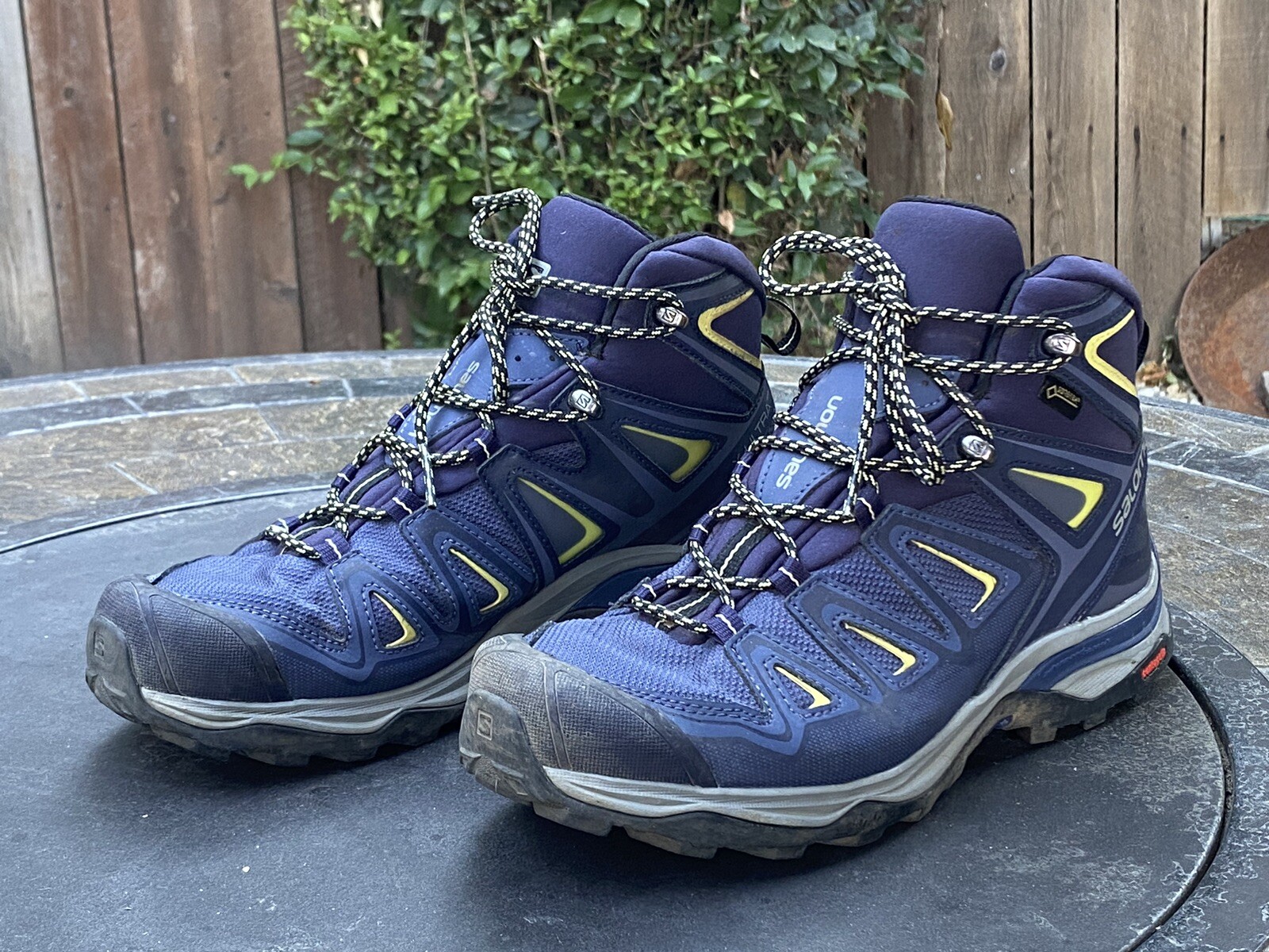 Stivali da trekking blu Salomon X Ultra 3 Mid GTX scarpe da donna taglia 9 5 W