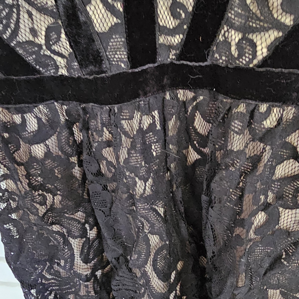 love fire black lace dress love Fire Black Lace Midi Dress