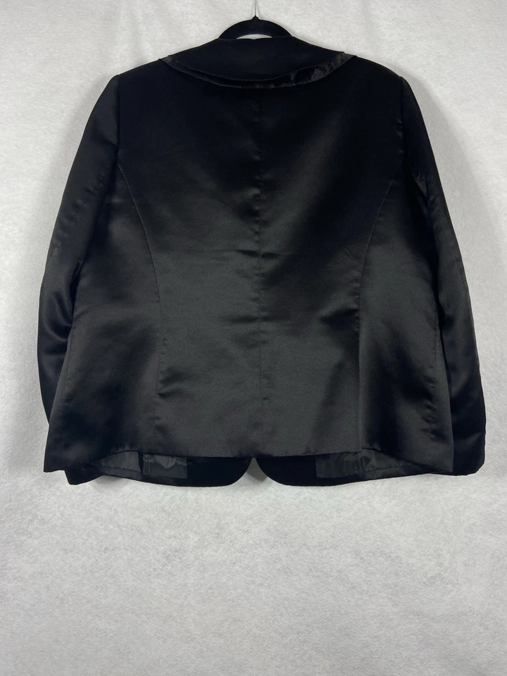 Kasper 2 piezas Falda Traje Mujer’s 16W Negro Blazer Botones Manga Larga Satén Volantes Foto 4 de 4