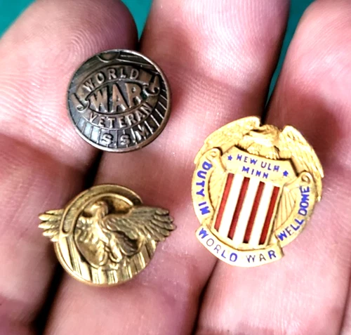 Vintage Lot Of 3- WW1, WW2, Military Buttons/Pins, New Ulm, Minnesota
