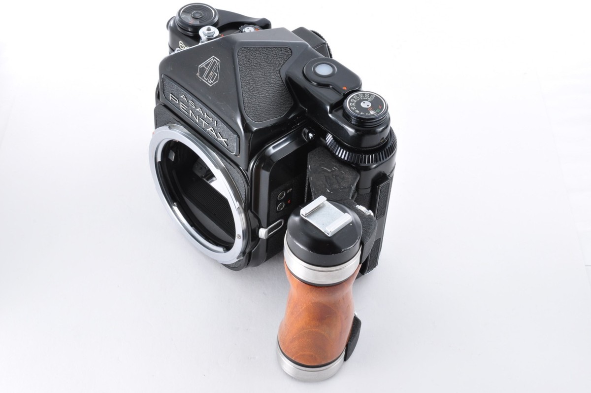 Pentax 6×7 TTL 105mm F2.4 ウッドグリップ付き PENTAX 67 TTL / smc TAKUMAR 6×7 105mm F2.4 木製グリップ付