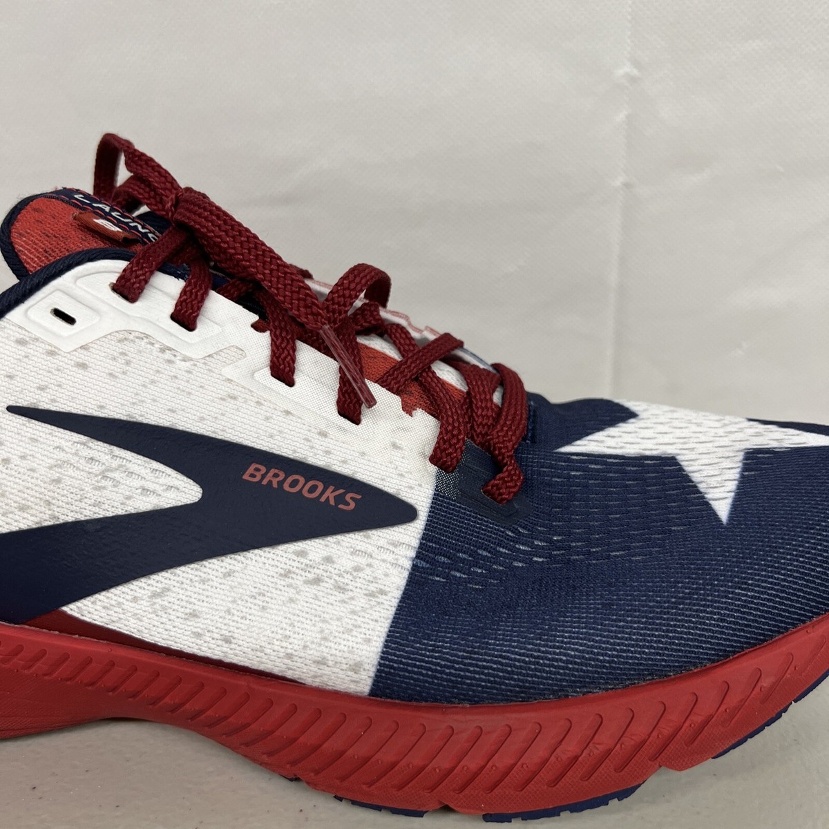 Size 11 - Brooks Launch 8 Run Texas Pack W for sale online