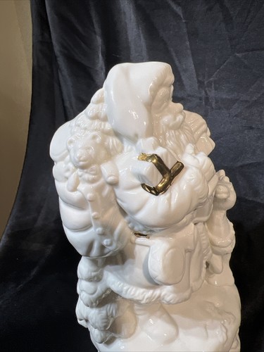 White & Gold Ceramic Santa Reindeer Detailed Holiday Christmas Dept09 VTG Kmart - Picture 10 of 19