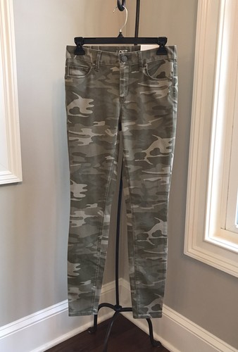 Ann Taylor Loft Green Camo Legging 