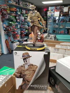 dc collectibles rorschach