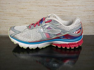 brooks ravenna 6 size 10