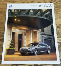 Original 2019 Buick Regal Deluxe Sales Brochure 19 Essence Avenir GS